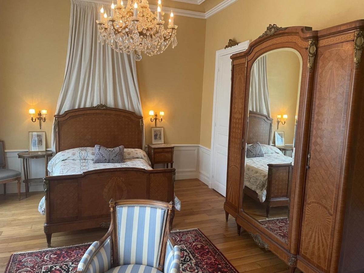 Maison D'Hercule Mayenne Extérieur photo