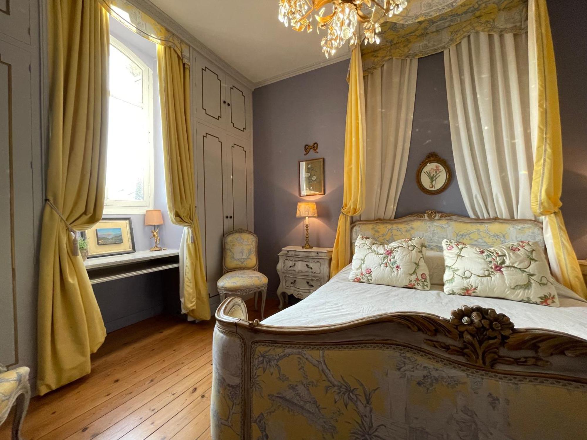 Maison D'Hercule Mayenne Extérieur photo